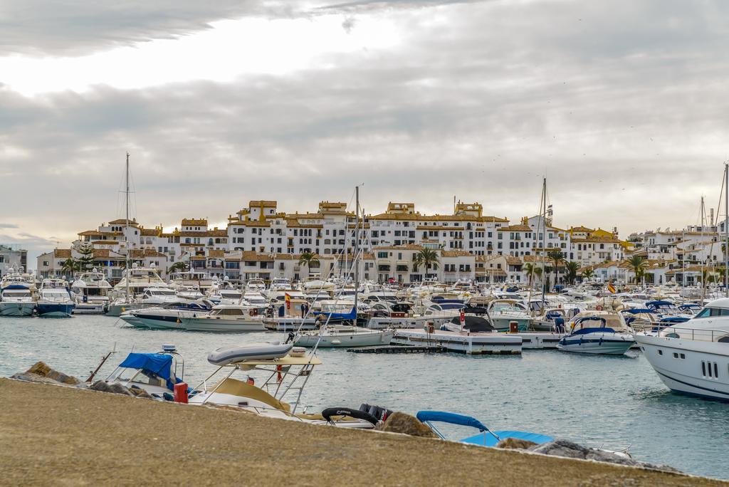 Pensión Aduar Marbella Exterior foto