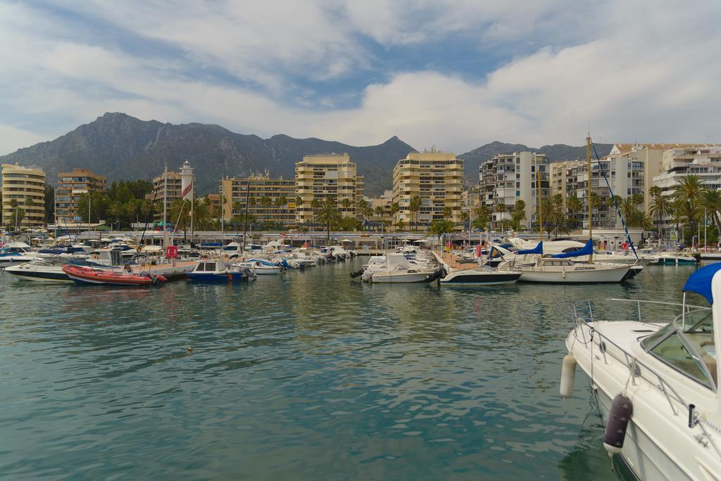 Pensión Aduar Marbella Exterior foto